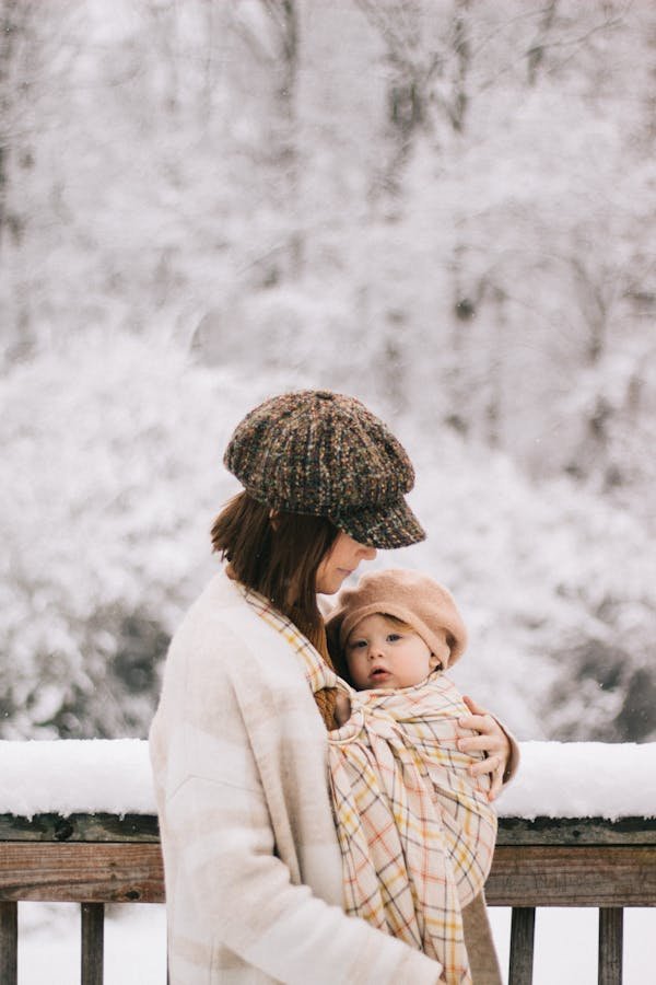 Écharpe de portage : le choix parfait pour parents et bébés